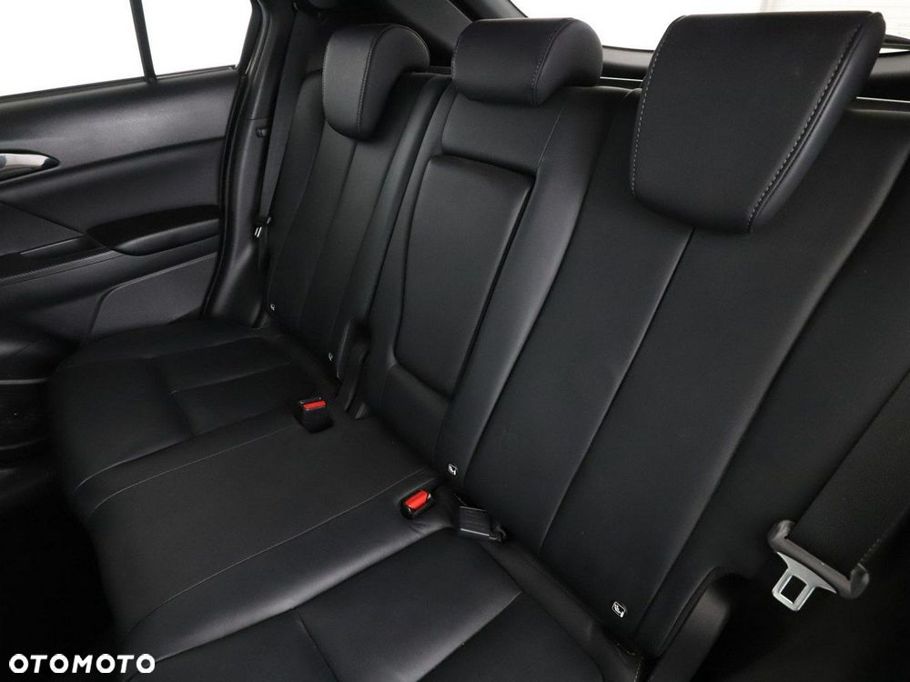 Mitsubishi Eclipse Cross 2.4 PHEV Intense Plus - 17