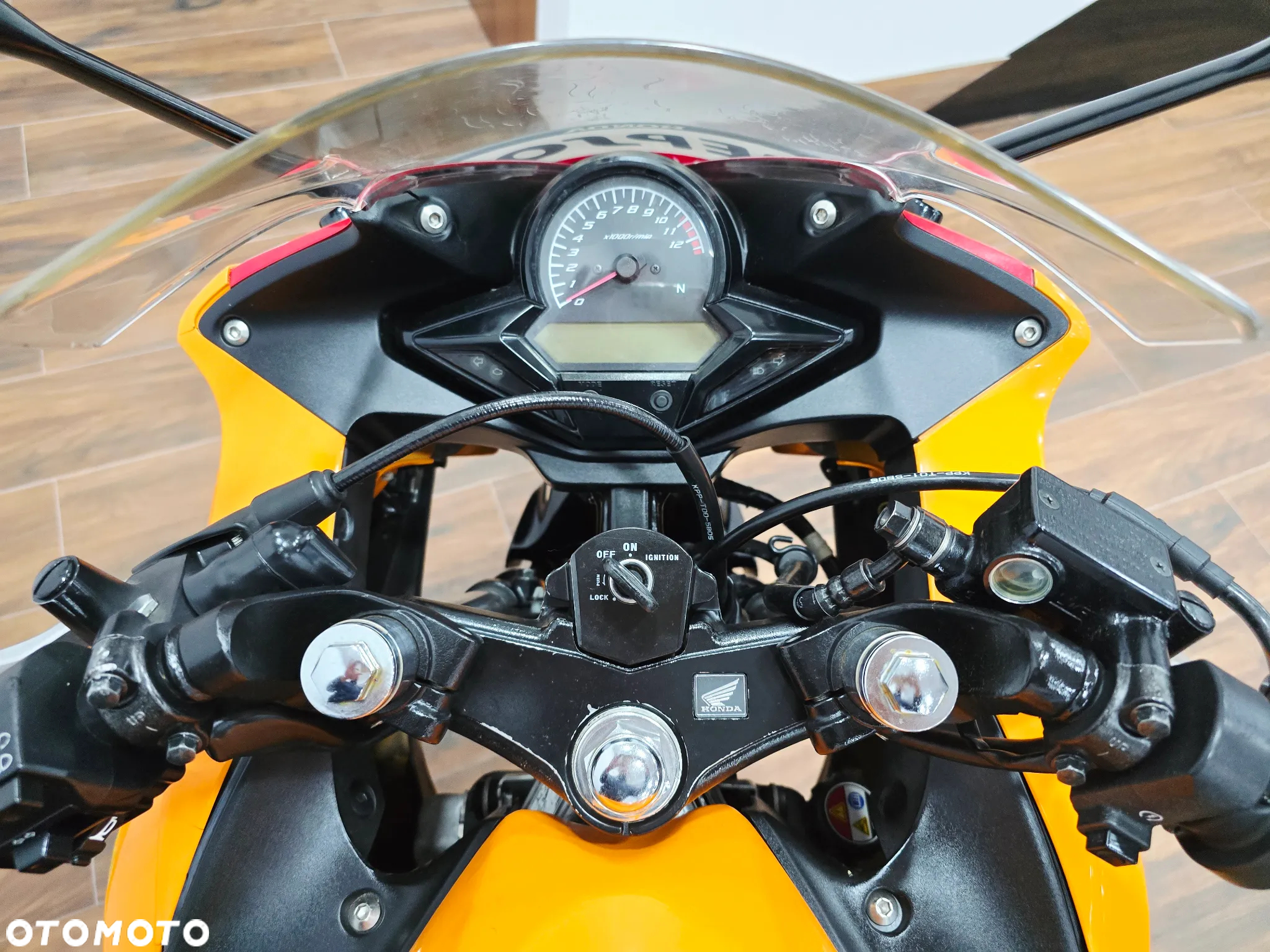 Honda CBR - 4