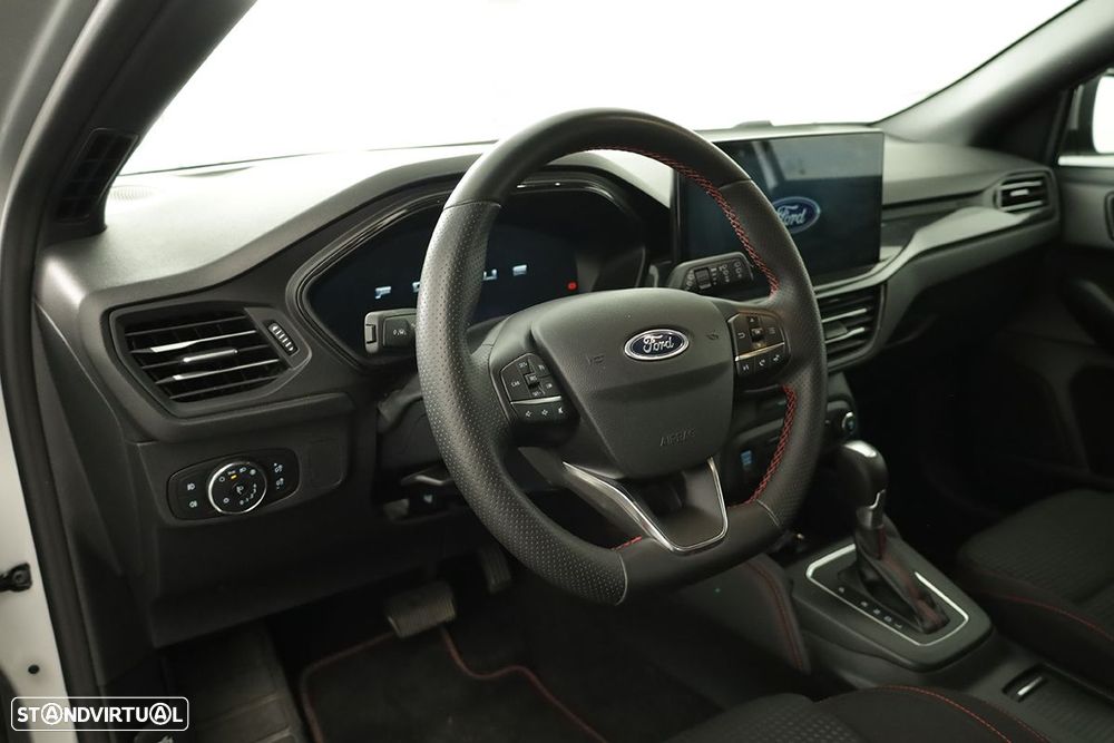 Ford Focus 1.0 EcoBoost MHEV ST-Line X Aut. - 5