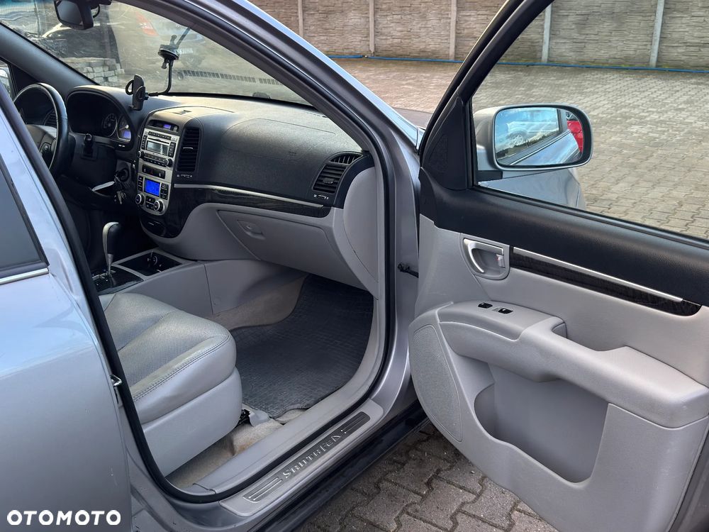 Hyundai Santa Fe - 16