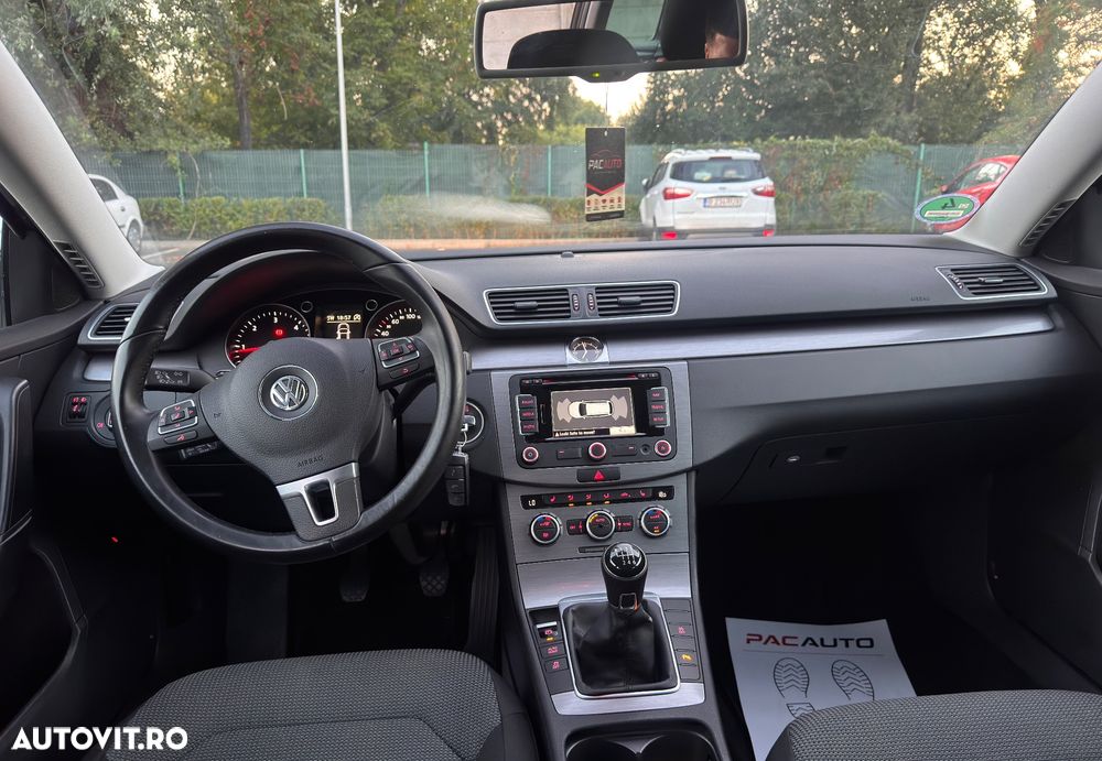 Volkswagen Passat 2.0 TDI Blue TDI Comfortline - 8