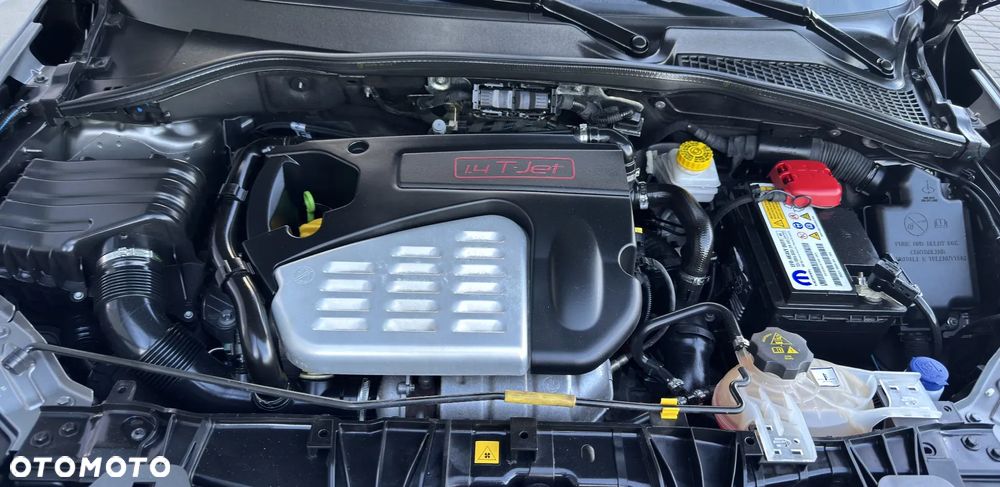Fiat Tipo Kombi 1.4 T-Jet Business Line - 32