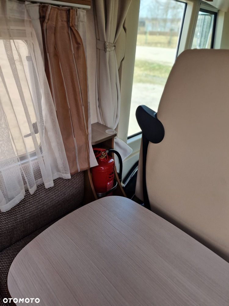 KNAUS Integra R18 - 13