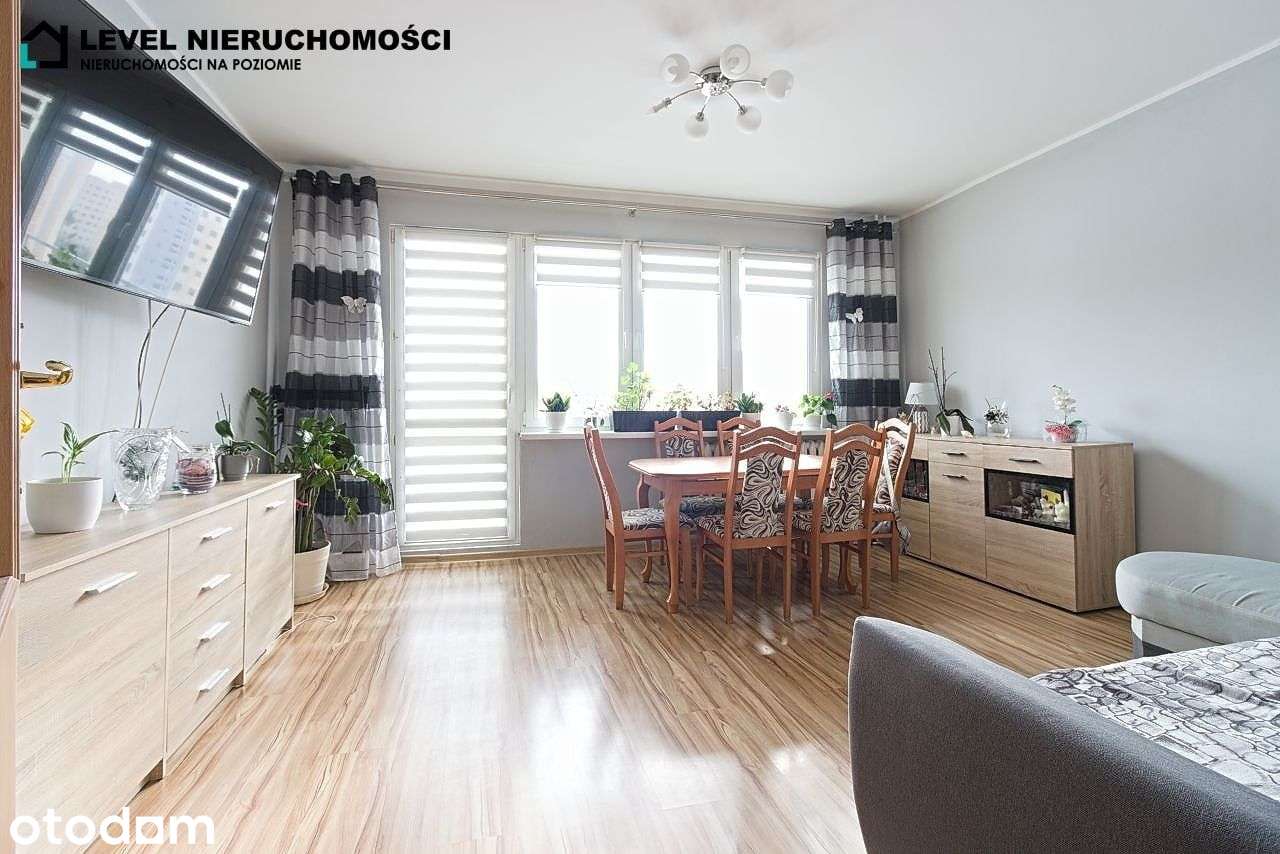 Trzy pokoje z balkonem