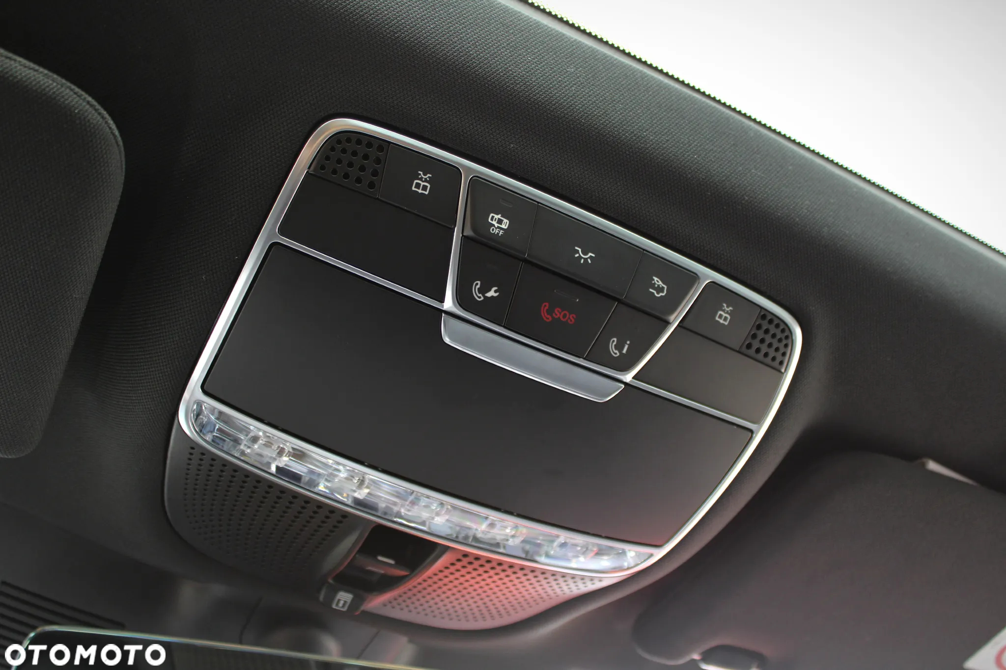 Mercedes-Benz Klasa S 560 4-Matic L 9G-TRONIC - 38