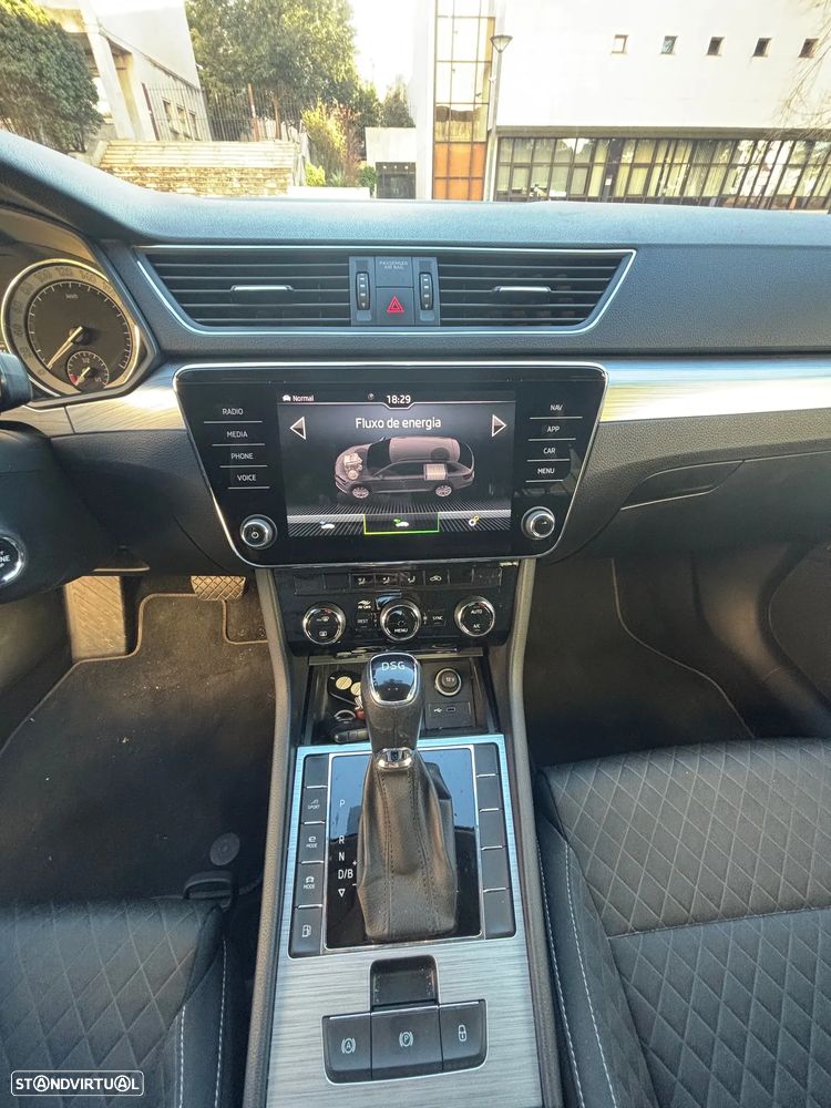 Skoda Superb Break - 14