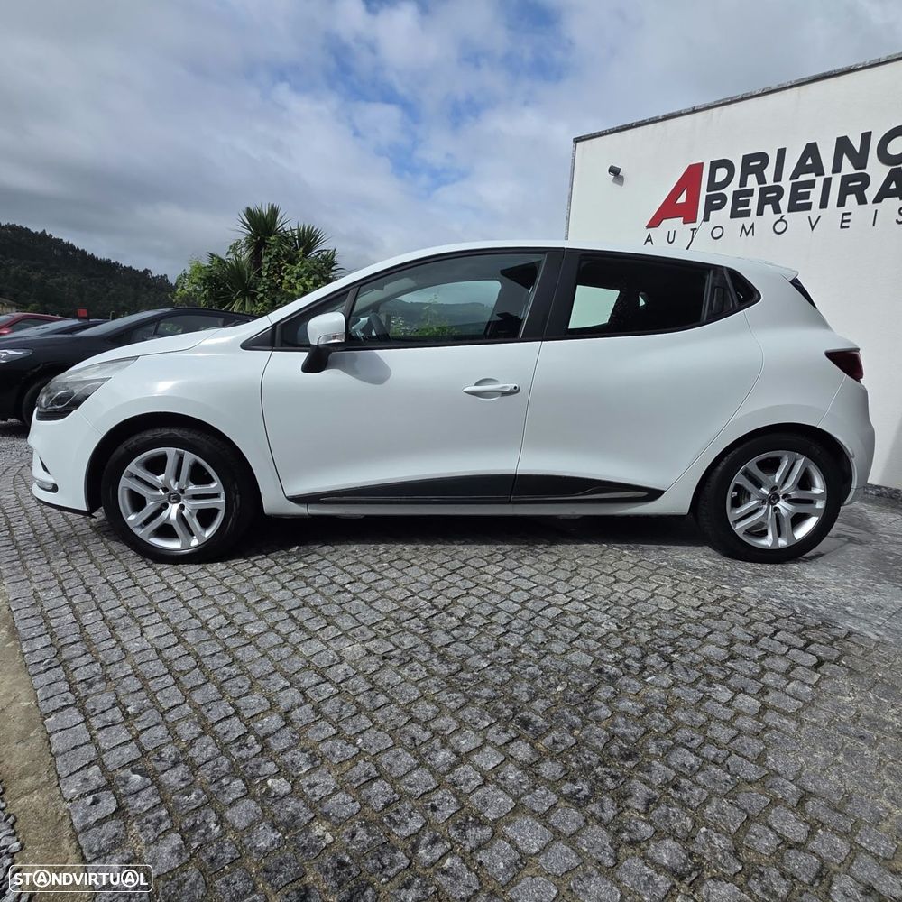 Renault Clio 1.5 dCi Zen - 11