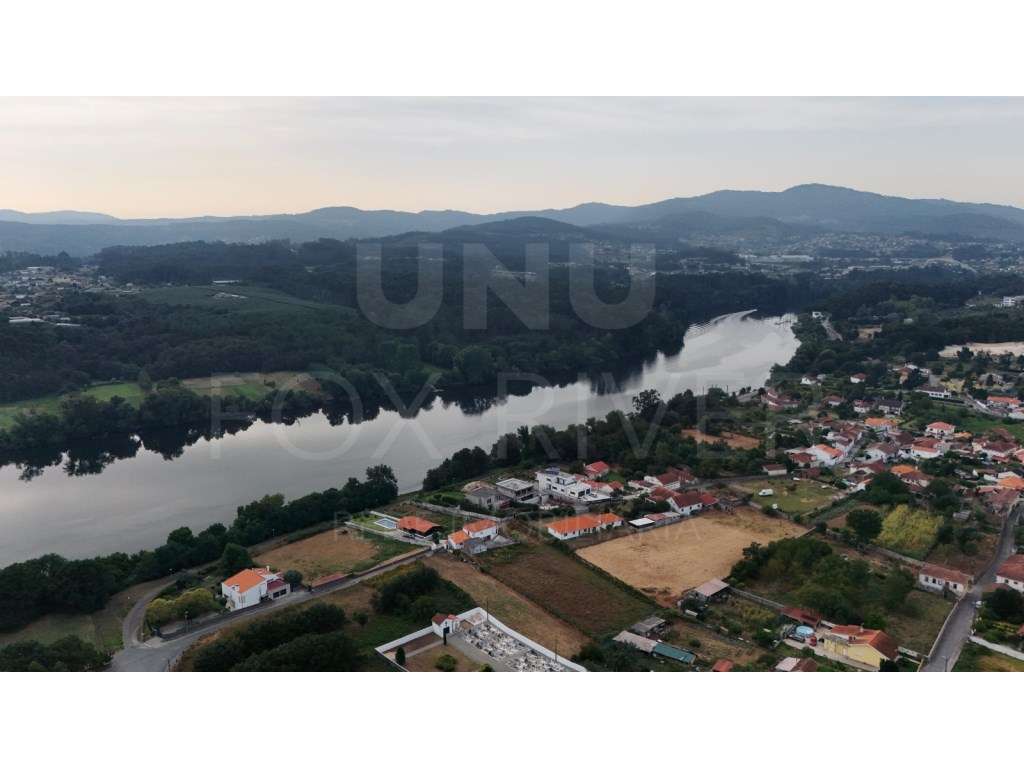 Terreno Rústico - Cristelo Côvo, Valença - Grande imagem: 4/7