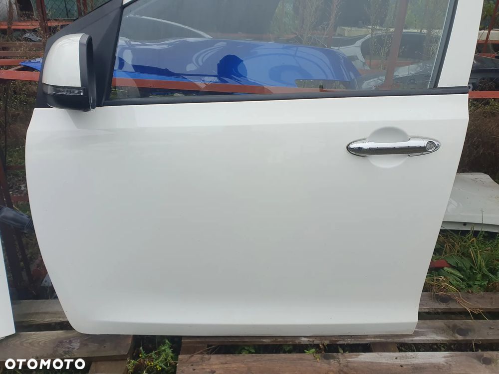 DRZWI L/P TYŁ PRAWY PRZÓD KIA PICANTO III 3 LAK UD - 3