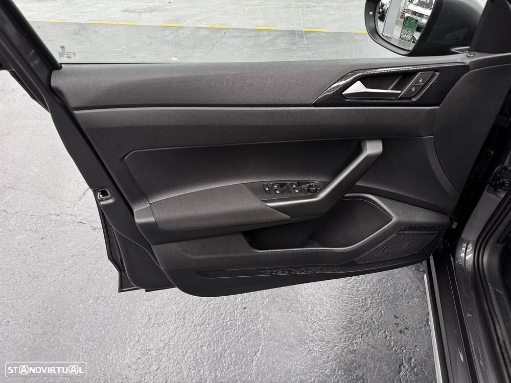 VW Taigo 1.0 TSI Urban DSG - 6