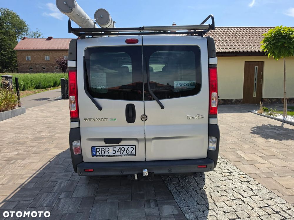 Renault TRAFIC - 4