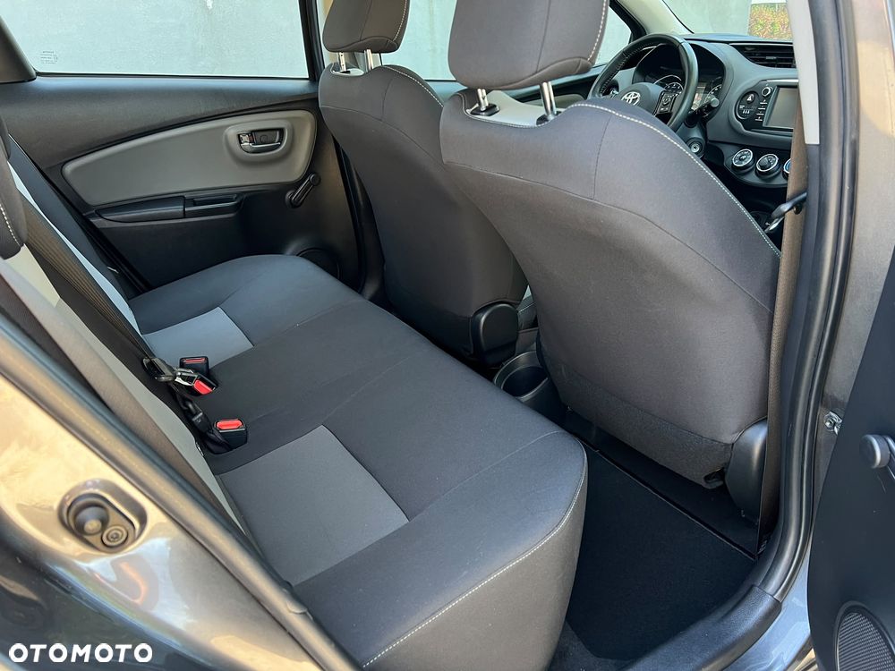 Toyota Yaris 1.5 Active - 12