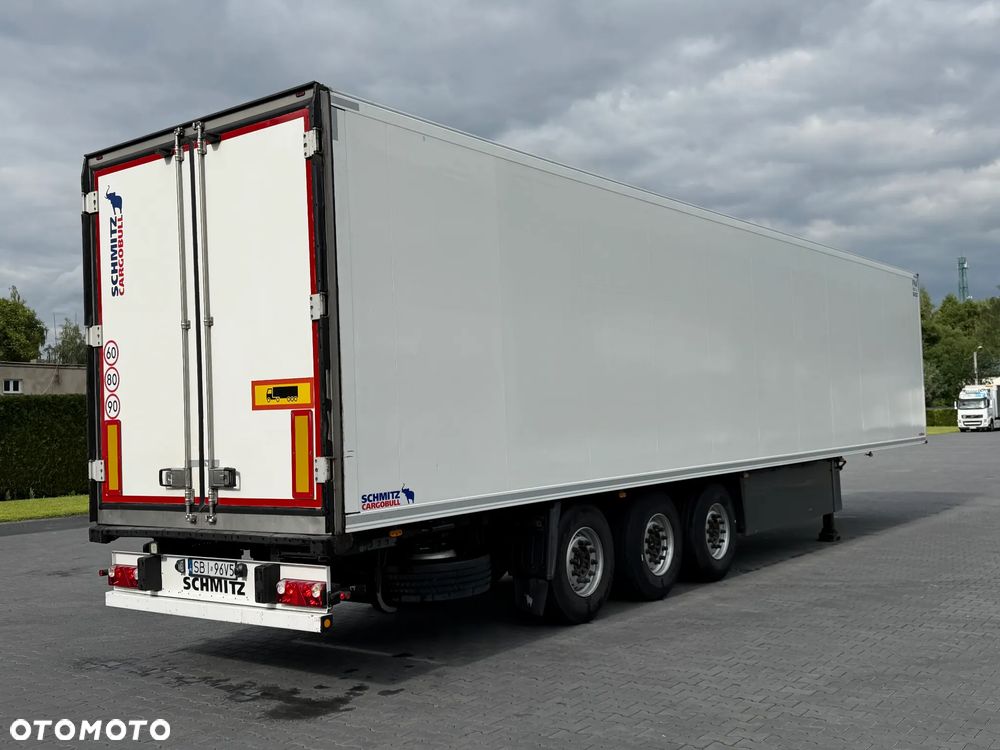 Schmitz Cargobull SKO 24 - 4