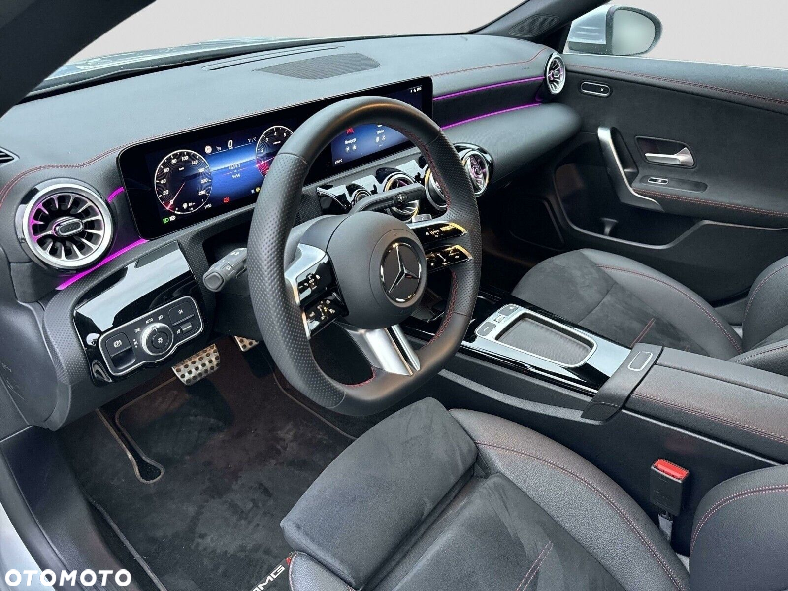Mercedes-Benz CLA - 11