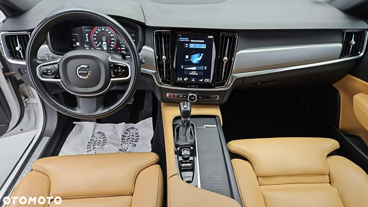 Volvo V90 - 13