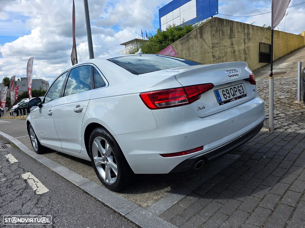 Audi A4 2.0 TDI Business Line Sport - 9