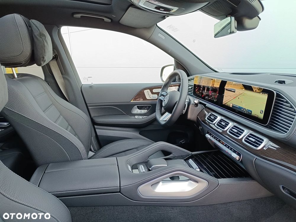 Mercedes-Benz GLS - 6