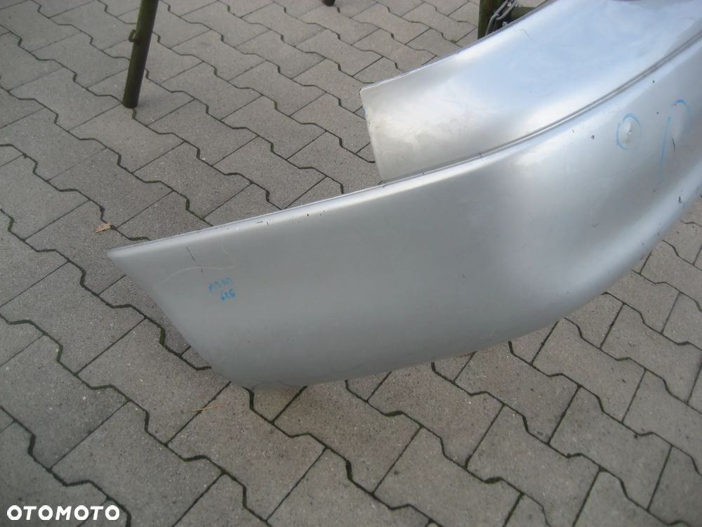 mazda 626 ge 92-95r zderzak tył ga7b50221 - 2