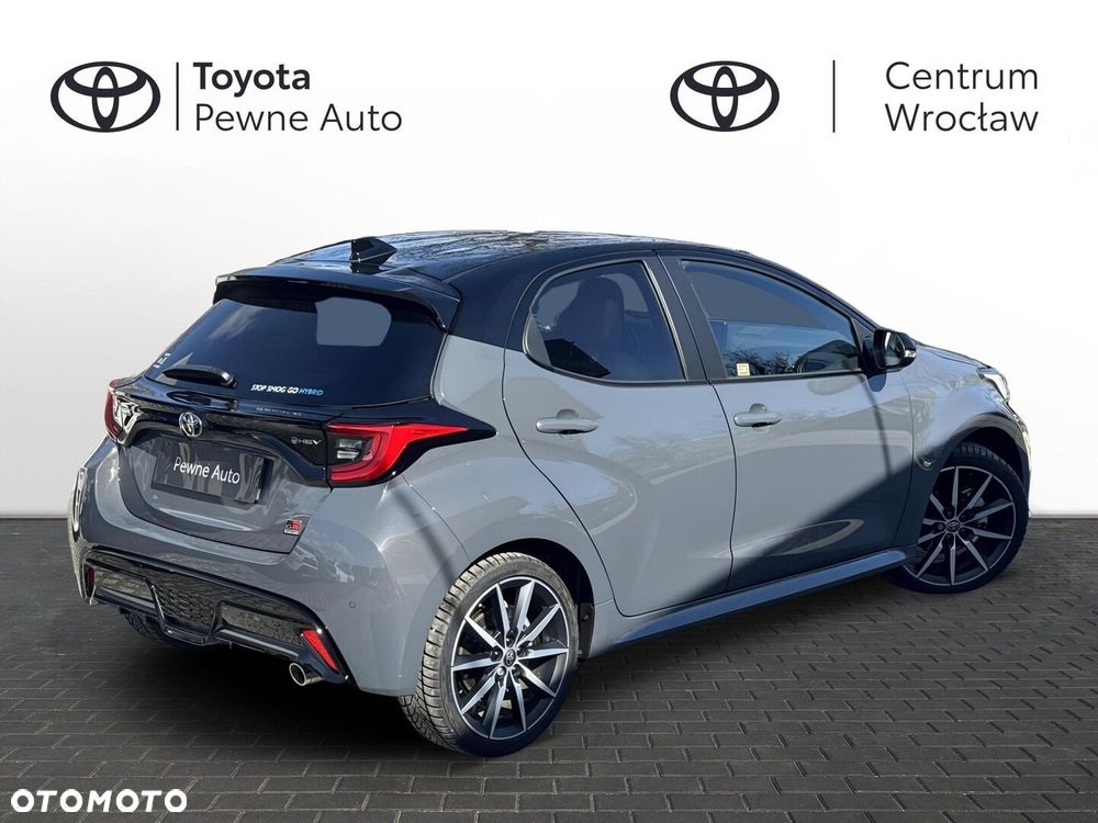 Toyota Yaris - 5