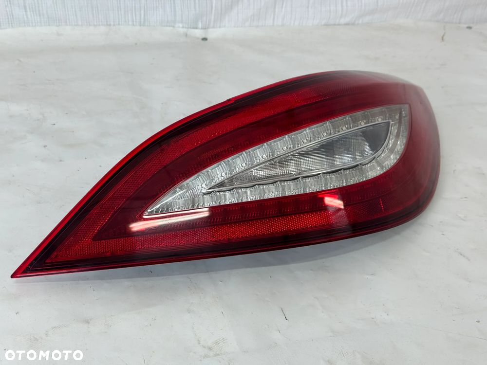 Mercedes Benz CLS W218 Lampa prawy tył Europa a2189068000 - 2