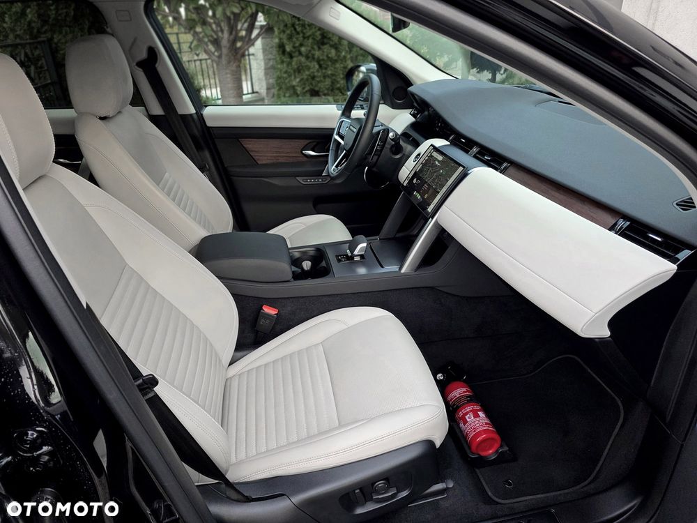 Land Rover Discovery Sport 2.0 D200 mHEV S - 19
