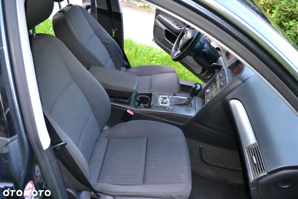 Audi A6 Avant 2.4 Multitronic - 12
