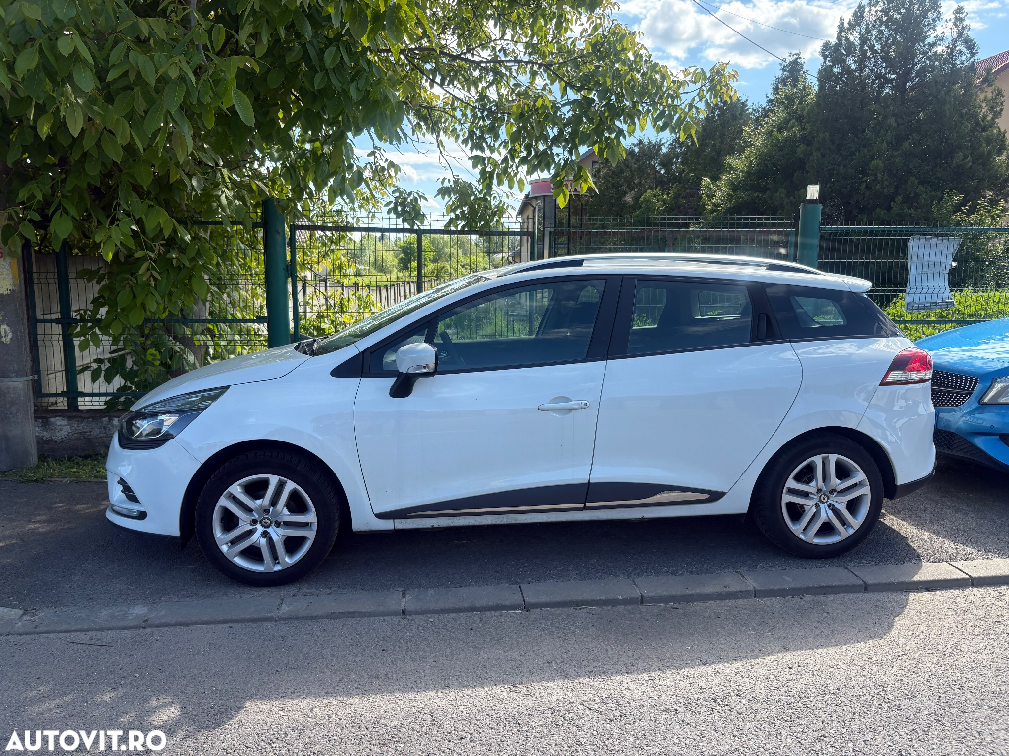 Renault Clio Estate Energy TCe Intens - 13
