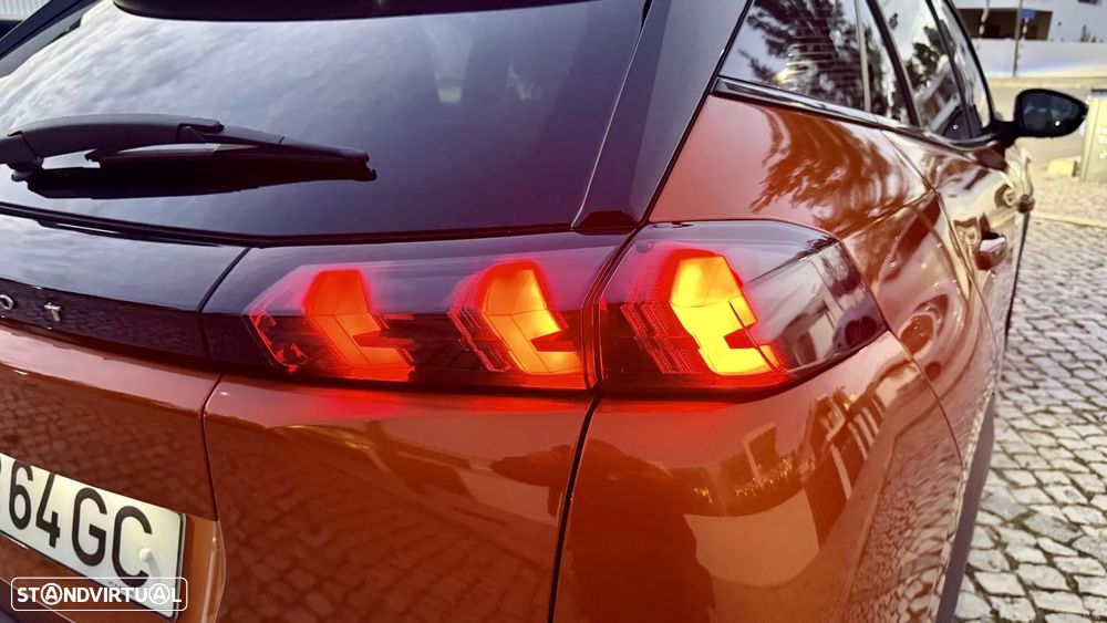 Peugeot e-2008 50 kWh GT Line - 14