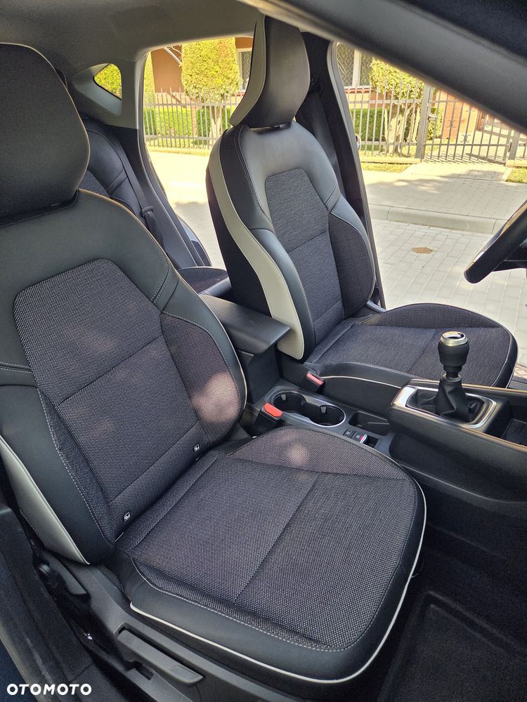 Renault Captur 1.0 TCe Techno - 17