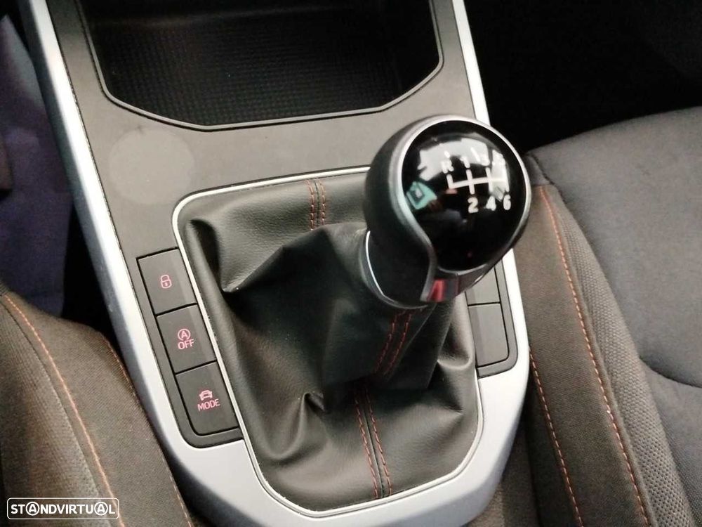 SEAT Arona 1.0 TSI FR - 19