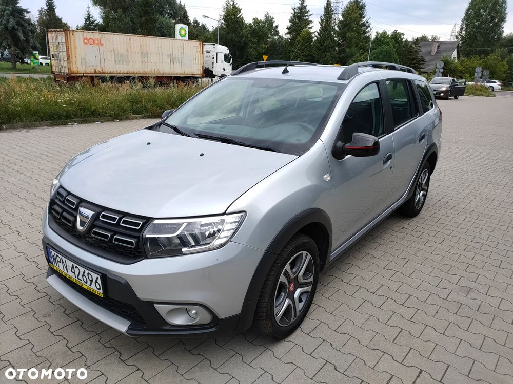 Dacia Logan TCe 90 S&S Stepway Celebration - 9
