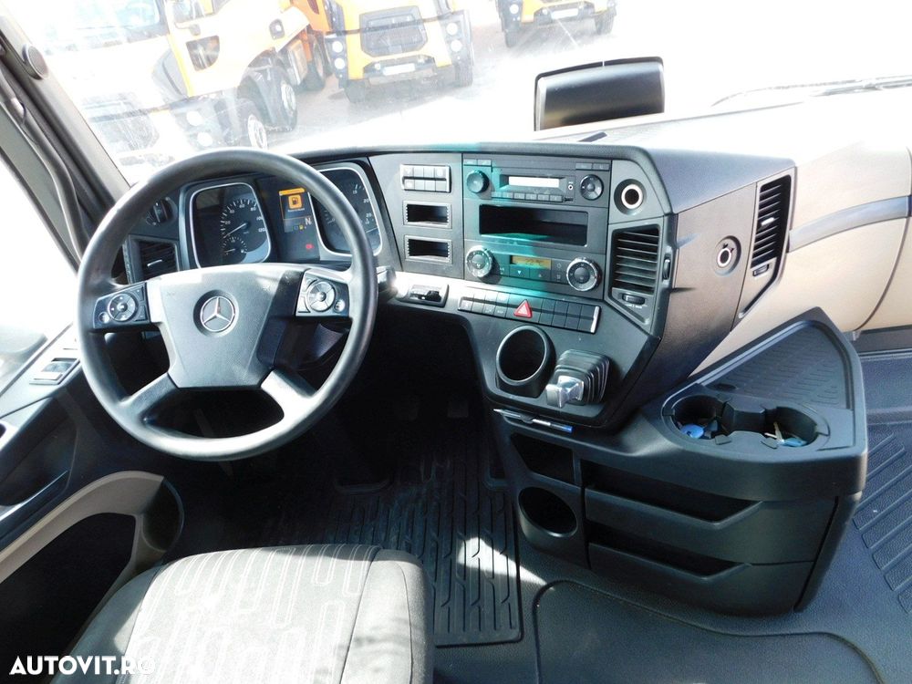 Mercedes-Benz Actros - 5