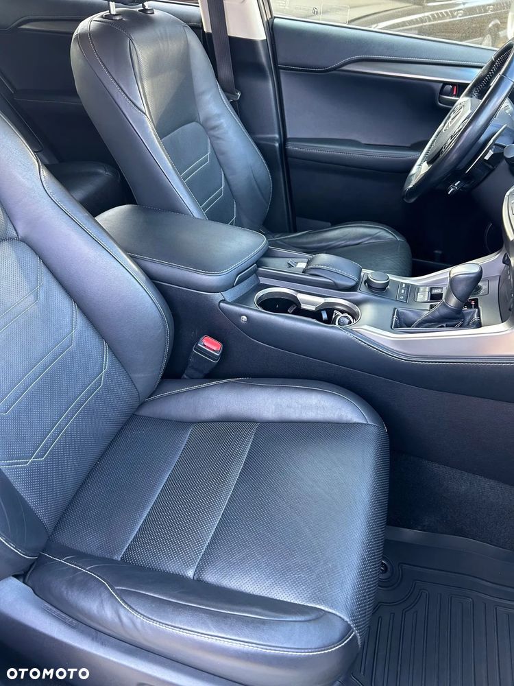 Lexus NX 200t Comfort AWD - 7