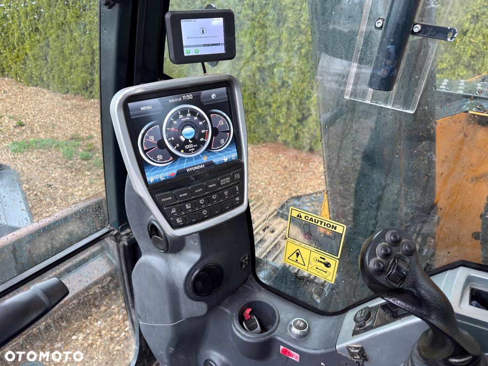 Hyundai HX 235 LCR - 36