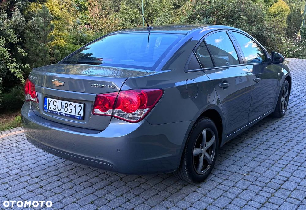 Chevrolet Cruze 2.0 VDCi LS - 10