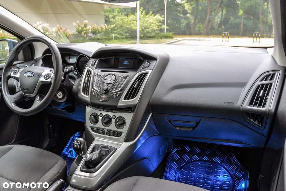 Ford Focus - 10