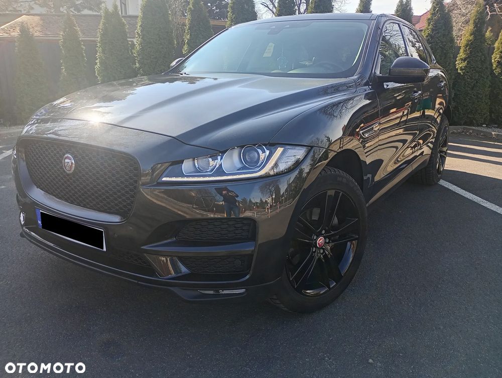 Jaguar F-Pace - 1