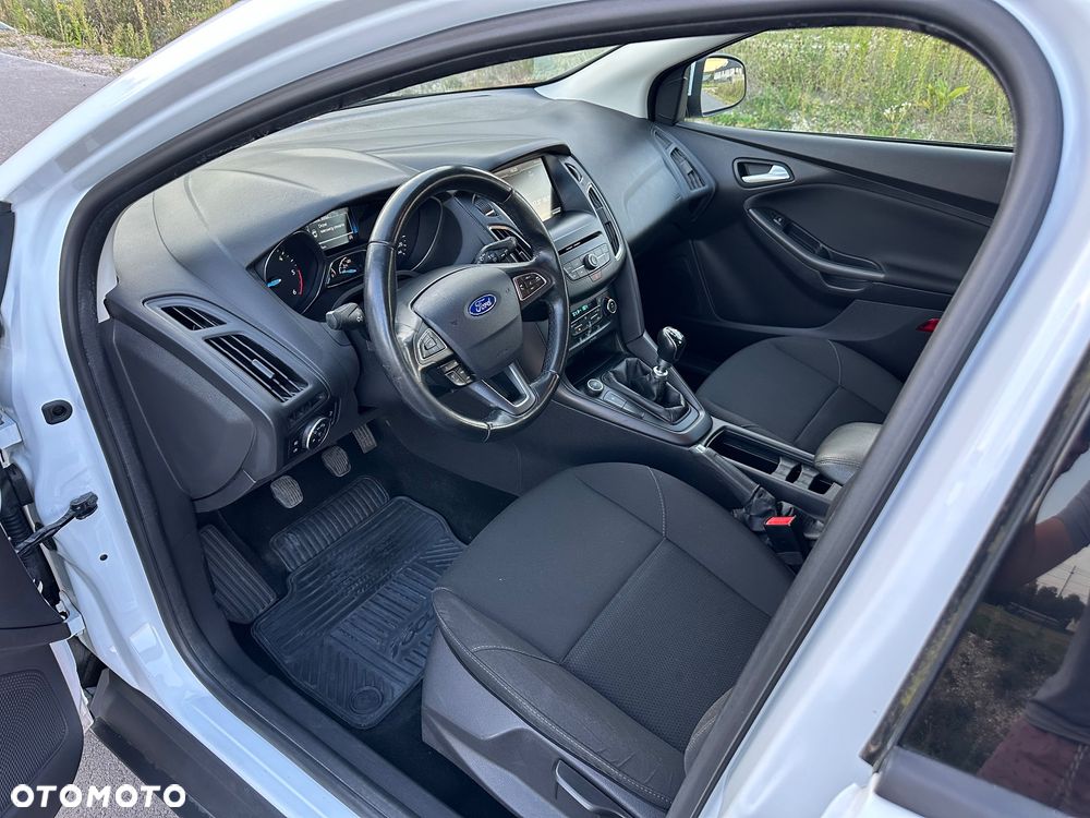 Ford Focus 1.5 TDCi ECOnetic 88g Start-Stopp-System Business - 5