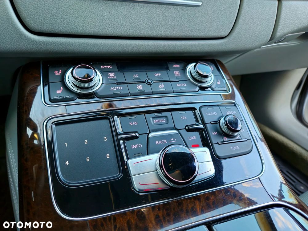 Audi A8 4.2 FSI L Quattro - 29