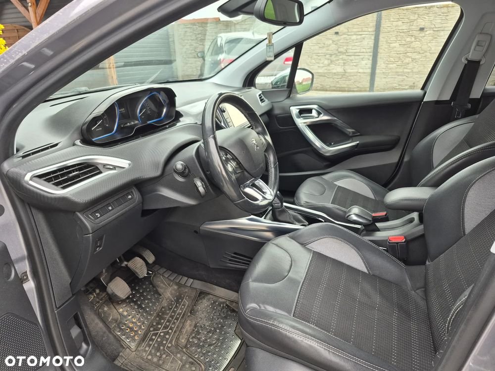 Peugeot 2008 1.6 e-HDi Allure S&S - 5
