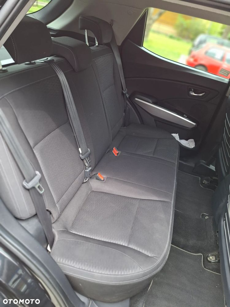 SsangYong/KGM Tivoli 1.6 Quartz - 9