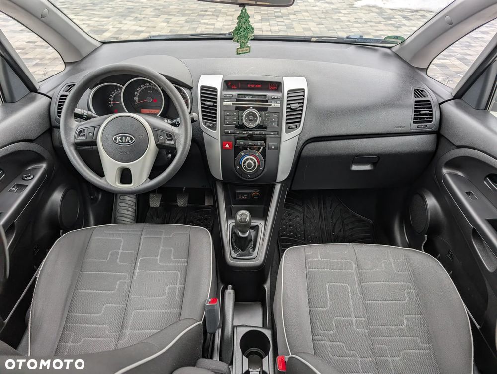 Kia Venga 1.4 L - 21