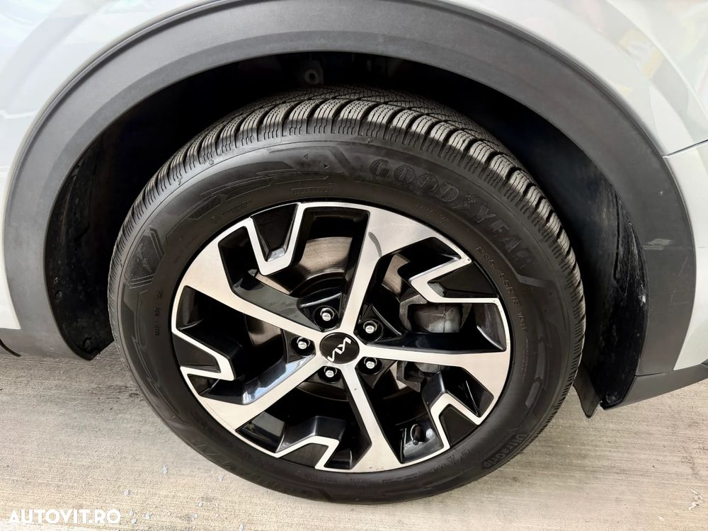 KIA Sportage 2023 — imagine 17