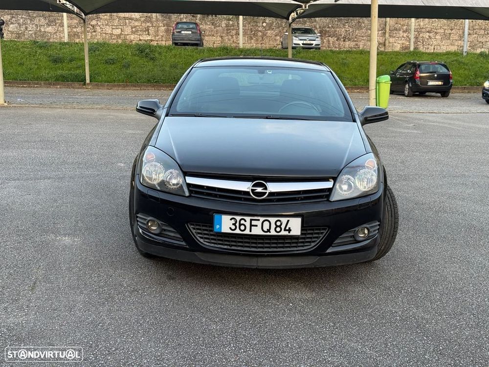 Opel Astra GTC - 2