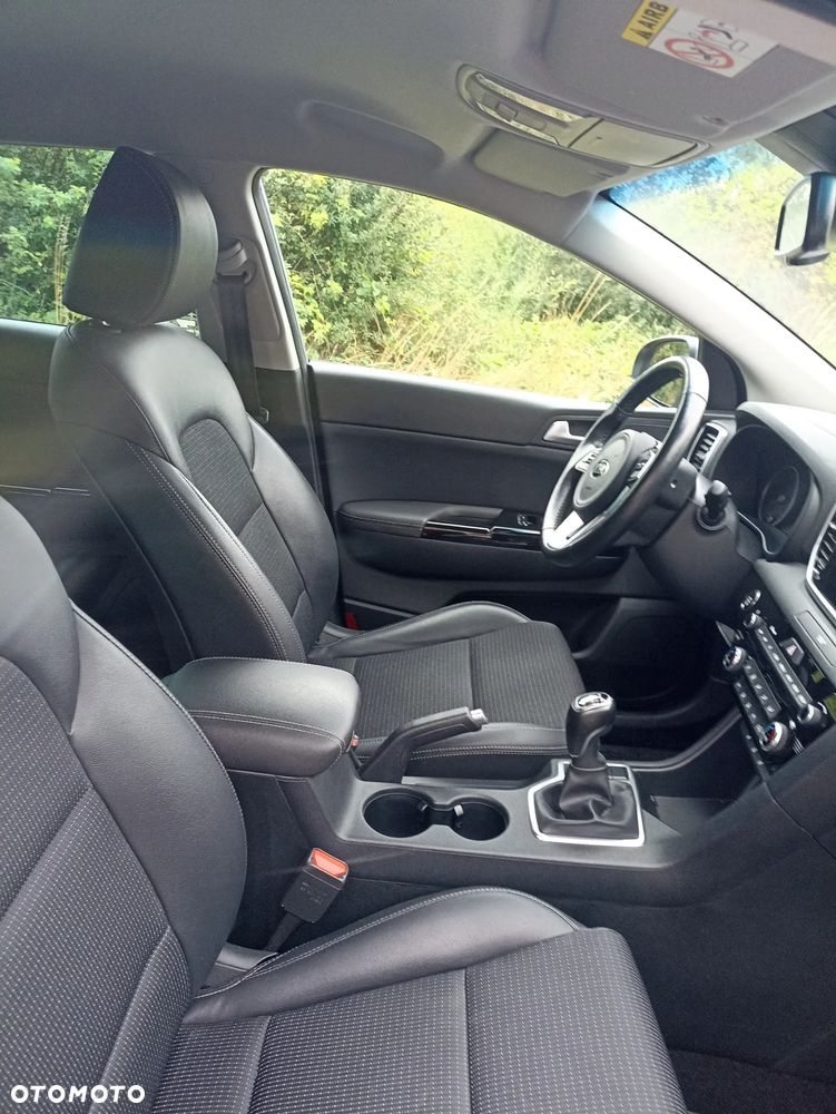 Kia Sportage 1.6 GDI Black Edition 2WD - 17
