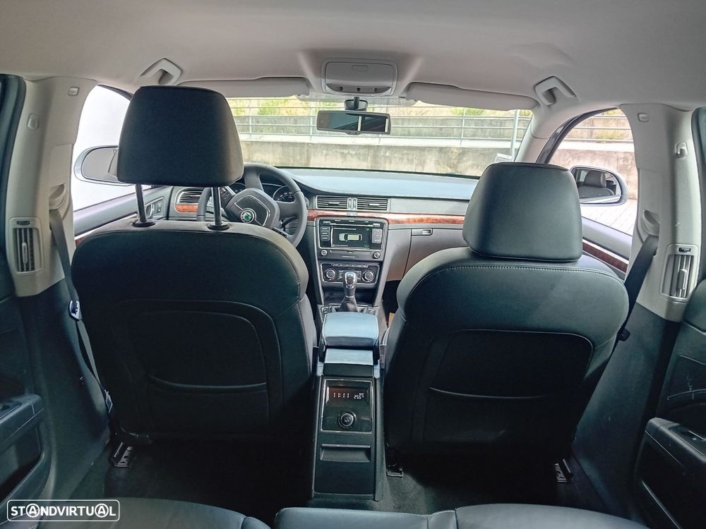 Skoda Superb Break 1.6 TDI Elegance Greenline - 13
