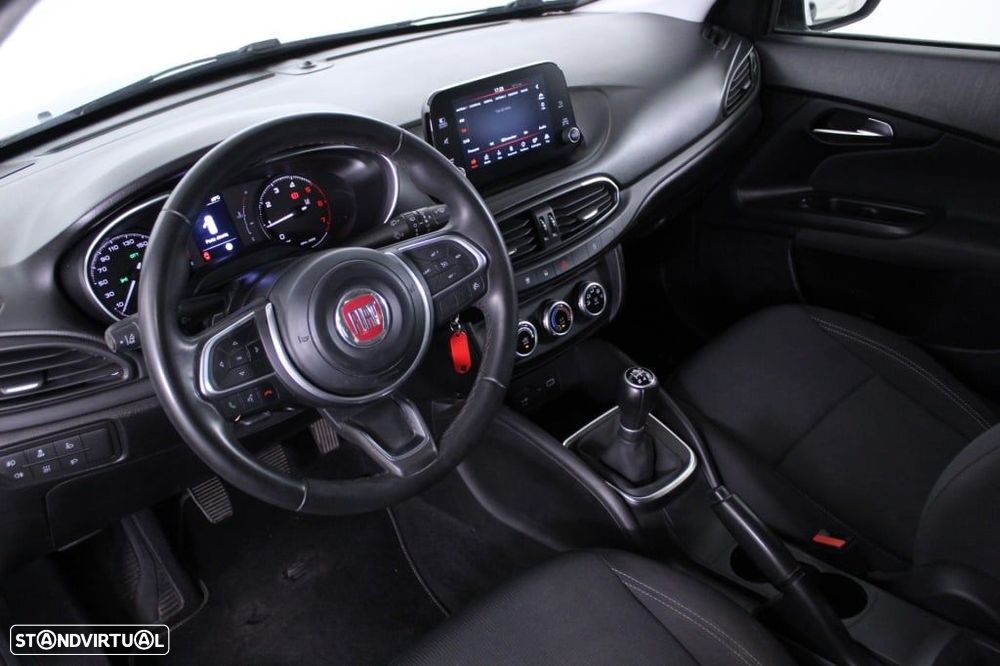 Fiat Tipo 1.3 MultiJet Life - 31