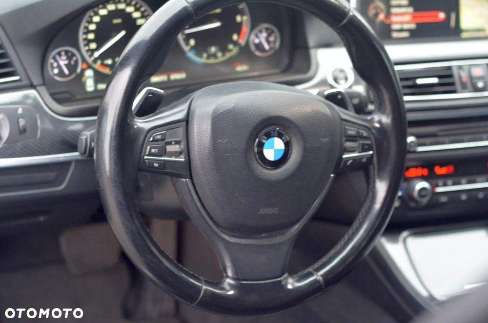 BMW Seria 5 - 11