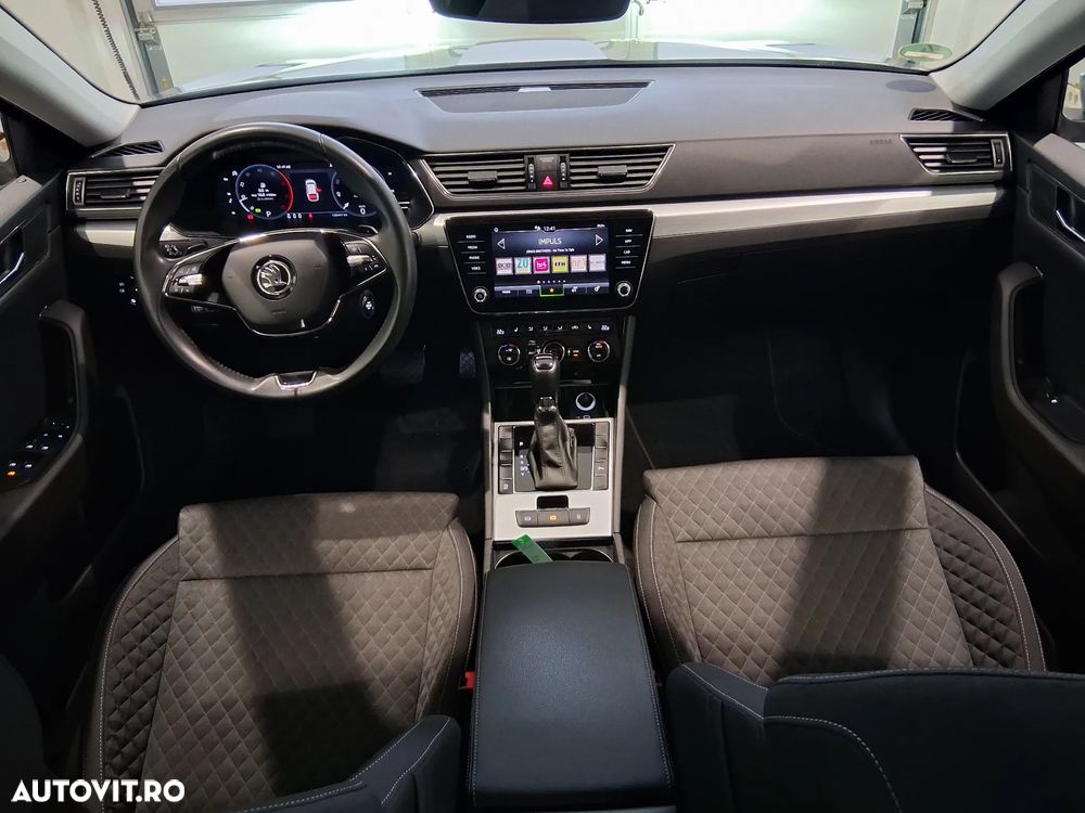 Skoda Superb 2.0 TDI DSG Ambition - 37