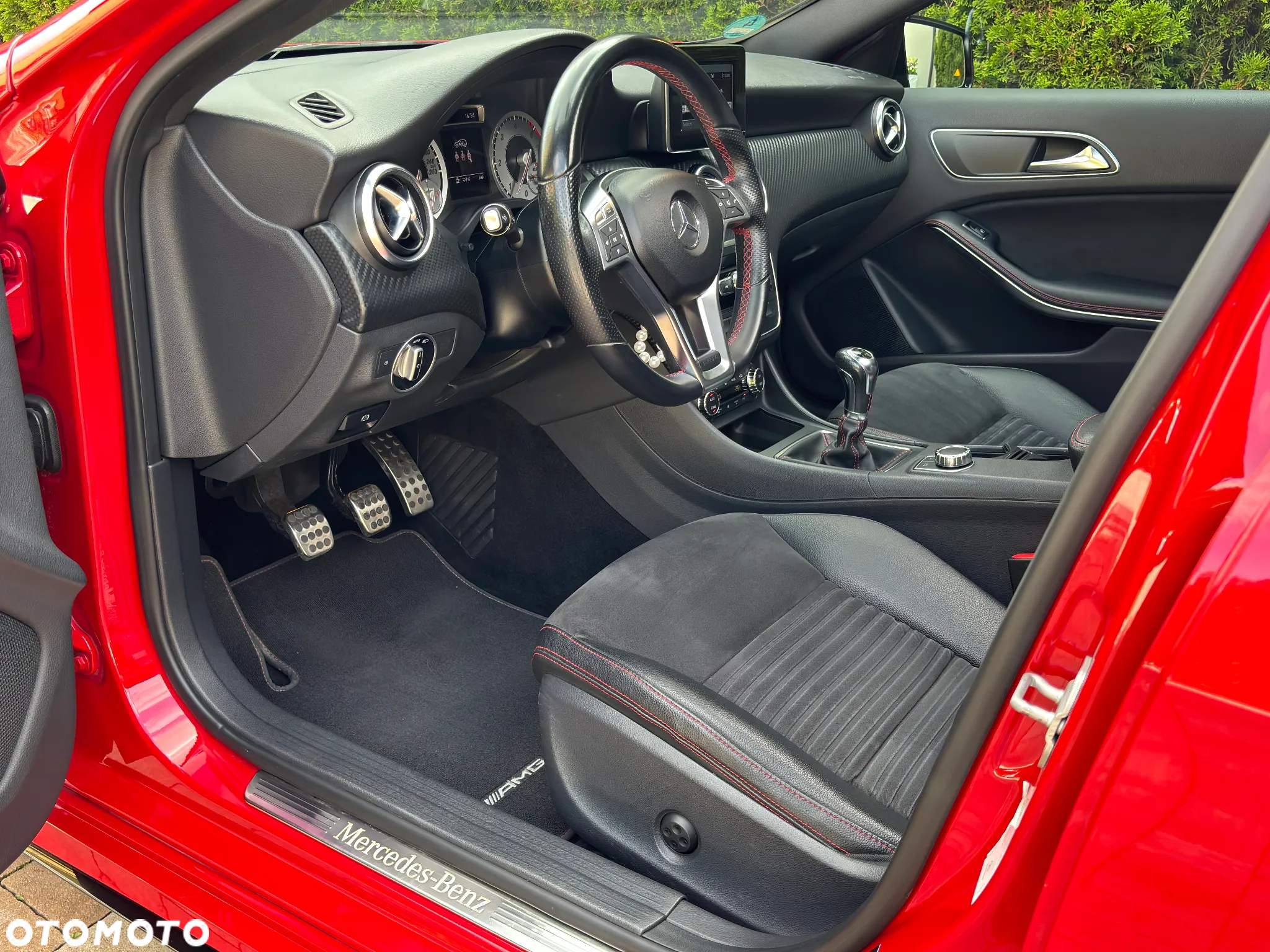 Mercedes-Benz Klasa A 200 CDI (BlueEFFICIENCY) AMG Sport - 35